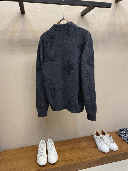 Louis Vuitton - Мужская шерстяная кофта свитер DZ_0810LV2 Louis Vuitton - Мужская шерстяная кофта свитер DZ_0810LV2