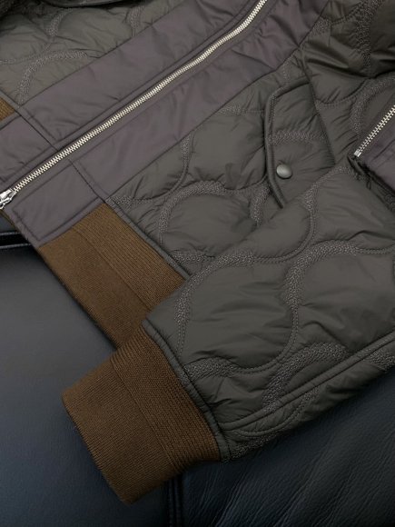 Tods - Мужская стеганая куртка бомбер TI_2612TO4 Tods - Мужская стеганая куртка бомбер TI_2612TO4