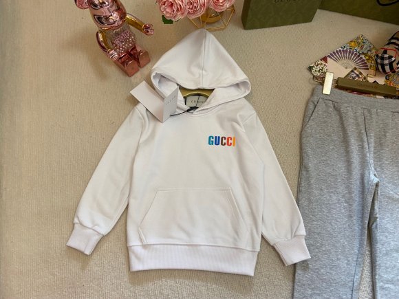 Gucci - Детский спортивный костюм QK_1308GU3