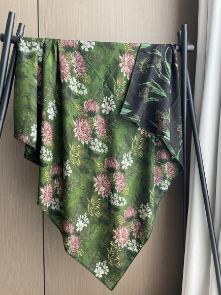 Gucci - Двусторонний шарф платок JX_0412GU3