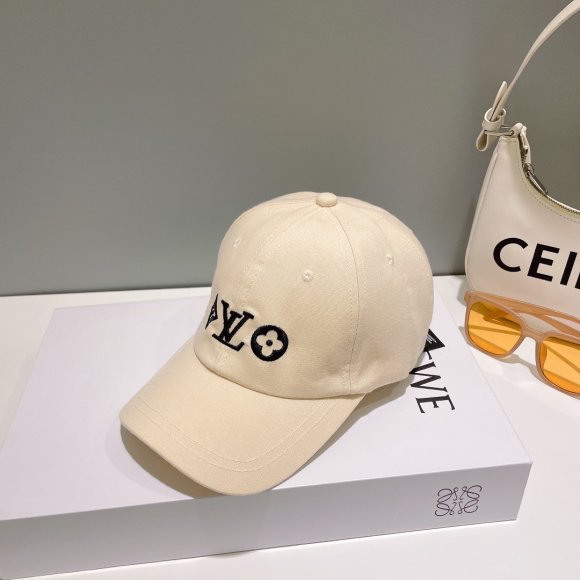 Louis Vuitton - Бейсболка кепка OR_3004LV1