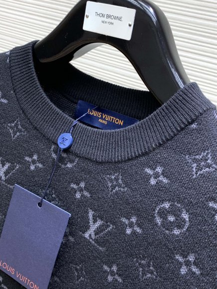 Louis Vuitton - Мужская кофта свитер TI_0411LV3 Louis Vuitton - Мужская кофта свитер TI_0411LV3