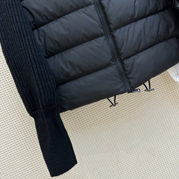 Brunello Cucinelli - Женская шерстяная кофта куртка 3D_1212BC4 Brunello Cucinelli - Женская шерстяная кофта куртка 3D_1212BC4