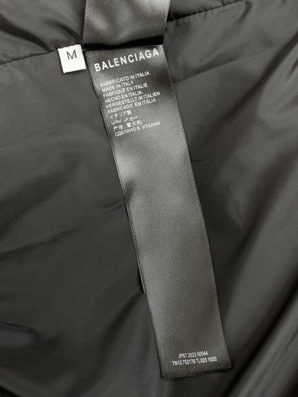 Balenciaga - Мужская куртка пуховик TI_2112BA12 Balenciaga - Мужская куртка пуховик TI_2112BA12