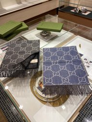 Gucci - Шерстяной шарф JX_0412GU4 Gucci - Шерстяной шарф JX_0412GU4