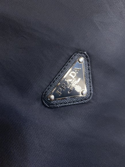 Prada - Мужской жилет пуховик DZ_0810PR5 Prada - Мужской жилет пуховик DZ_0810PR5