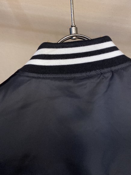 Prada - Мужской жилет пуховик DZ_0810PR5 Prada - Мужской жилет пуховик DZ_0810PR5