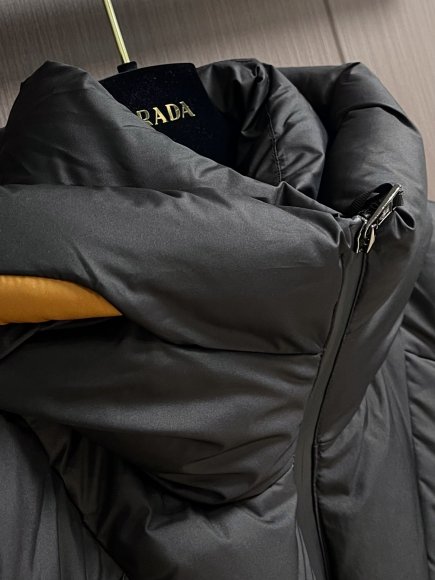 Moncler - Мужская куртка пуховик DZ_0611MO8 Moncler - Мужская куртка пуховик DZ_0611MO8