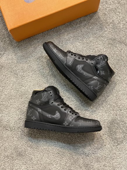Louis Vuitton & Nike Air Jordan 1 Low - Мужские кроссовки ботинки A1_0411LV1 Louis Vuitton & Nike Air Jordan 1 Low - Мужские кроссовки ботинки A1_0411LV1