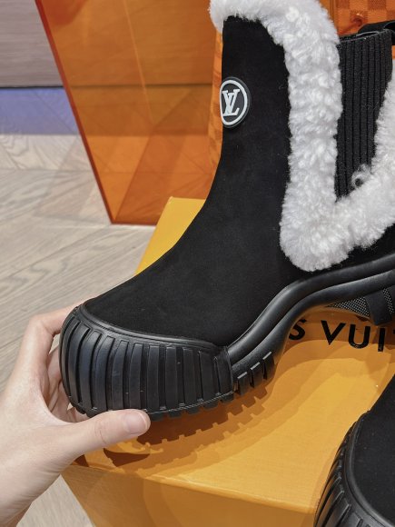 Louis Vuitton - Женские ботинки сапоги MO_2612LV2 Louis Vuitton - Женские ботинки сапоги MO_2612LV2