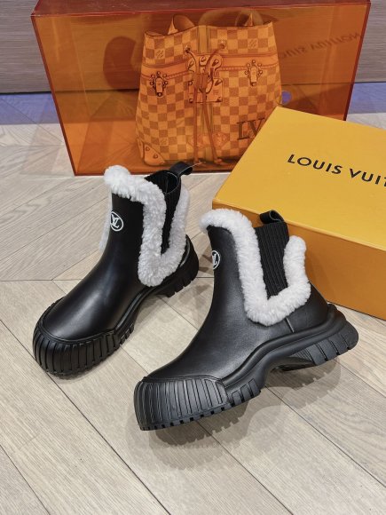 Louis Vuitton - Женские ботинки сапоги MO_2612LV2 Louis Vuitton - Женские ботинки сапоги MO_2612LV2