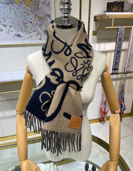 Loewe - Шерстяной шарф JX_0412LO7