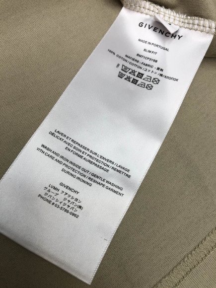 Givenchy - Мужская футболка майка DZ_2203GI17