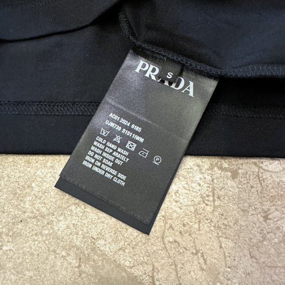 Prada - Мужская футболка майка MI_0404PR7 Prada - Мужская футболка майка MI_0404PR7