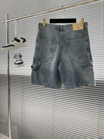 Louis Vuitton - Мужские джинсовые шорты TJ_2207LV2 Louis Vuitton - Мужские джинсовые шорты TJ_2207LV2