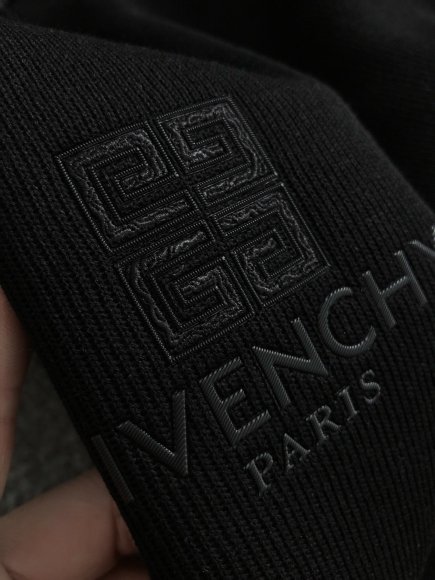 Givenchy - Мужская кофта свитер DF_2011GI3 Givenchy - Мужская кофта свитер DF_2011GI3