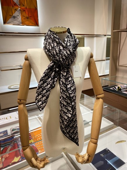 Dior - Кашемировый шарф платок JX_0412DI9