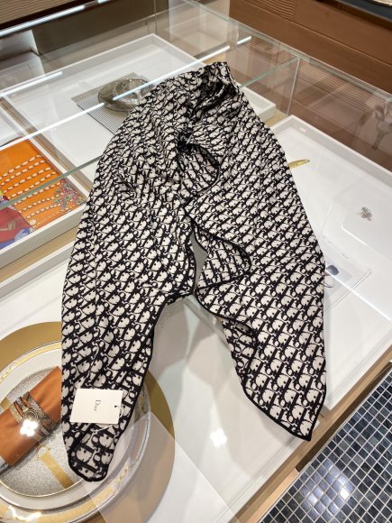 Dior - Кашемировый шарф платок JX_0412DI9