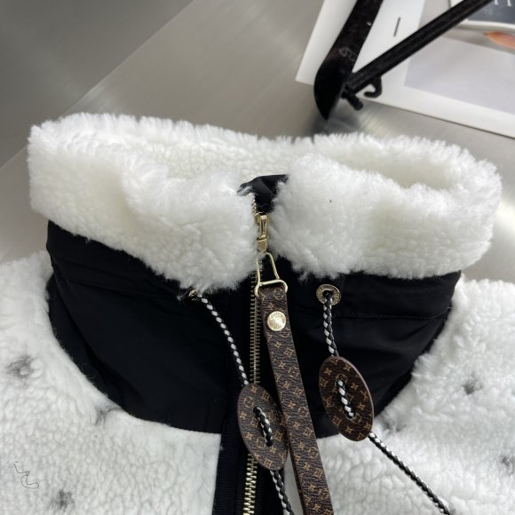 Louis Vuitton - Мужская куртка ветровка толстовка TJ_2712LV1 Louis Vuitton - Мужская куртка ветровка толстовка TJ_2712LV1