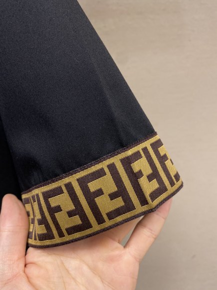 Fendi - Мужская рубашка DZ_1005FE8 Fendi - Мужская рубашка DZ_1005FE8