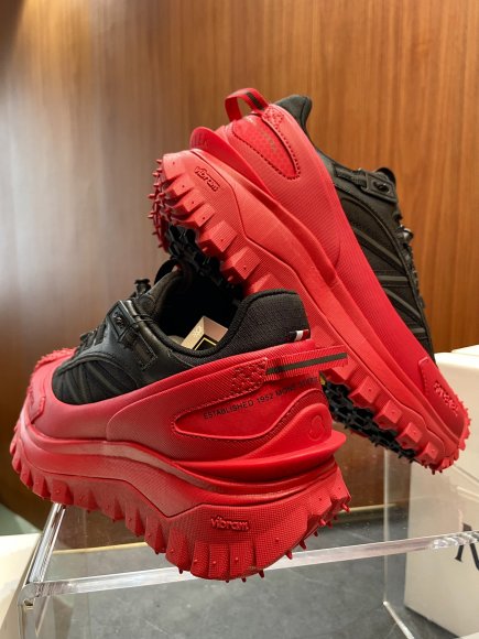 Moncler Trailgrip GTX - Женские кроссовки ботинки RR_1410MO1W Moncler Trailgrip GTX - Женские кроссовки ботинки RR_1410MO1W