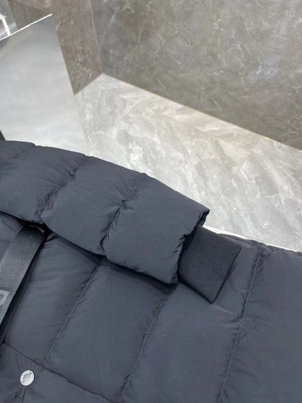 Burberry - Женская куртка пальто пуховик 3D_1212BU10