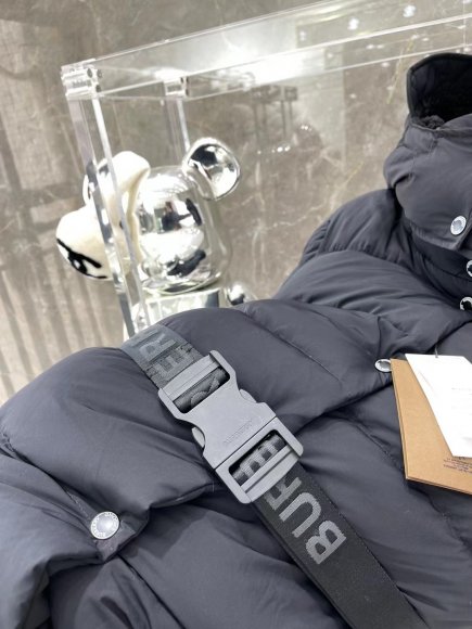 Burberry - Женская куртка пальто пуховик 3D_1212BU10