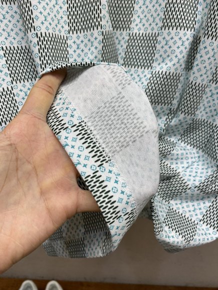 Louis Vuitton - Мужская футболка майка DZ_0705LV5 Louis Vuitton - Мужская футболка майка DZ_0705LV5