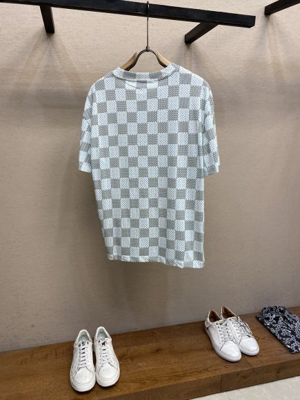 Louis Vuitton - Мужская футболка майка DZ_0705LV5 Louis Vuitton - Мужская футболка майка DZ_0705LV5