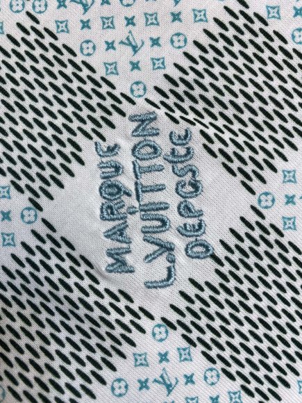 Louis Vuitton - Мужская футболка майка DZ_0705LV5 Louis Vuitton - Мужская футболка майка DZ_0705LV5