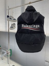 Balenciaga - Мужской жилет пуховик DZ_0810BA10 Balenciaga - Мужской жилет пуховик DZ_0810BA10