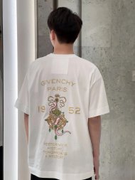 Givenchy - Мужская футболка майка DZ_1702GI3