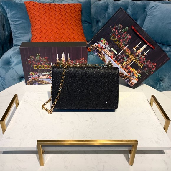 Dolce & Gabbana Girls Женская сумка мессенджер DG_0502DG1