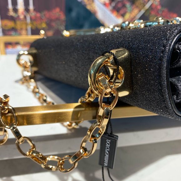 Dolce & Gabbana Girls Женская сумка мессенджер DG_0502DG1