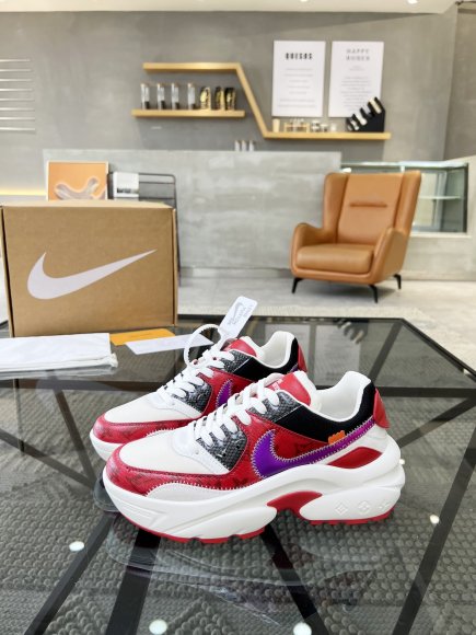 Louis Vuitton & Nike - Мужские кроссовки RU_2405LV1 Louis Vuitton & Nike - Мужские кроссовки RU_2405LV1