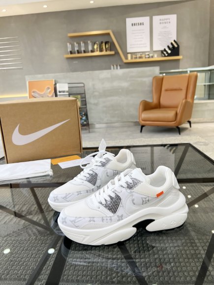 Louis Vuitton & Nike - Мужские кроссовки RU_2405LV1 Louis Vuitton & Nike - Мужские кроссовки RU_2405LV1