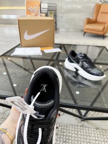 Louis Vuitton & Nike - Мужские кроссовки RU_2405LV1 Louis Vuitton & Nike - Мужские кроссовки RU_2405LV1