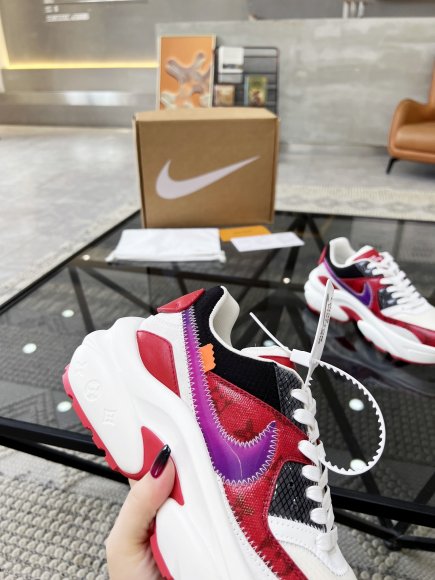 Louis Vuitton & Nike - Мужские кроссовки RU_2405LV1 Louis Vuitton & Nike - Мужские кроссовки RU_2405LV1