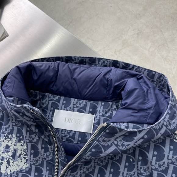 Dior - Мужская куртка пуховик DZ_2612DI3 Dior - Мужская куртка пуховик DZ_2612DI3