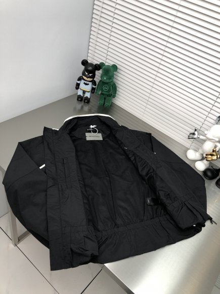 Balenciaga - Мужская куртка ветровка анорак DZ_2905BA5