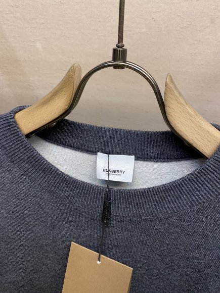 Burberry - Мужская шерстяная кофта свитер DZ_2410BU8 Burberry - Мужская шерстяная кофта свитер DZ_2410BU8