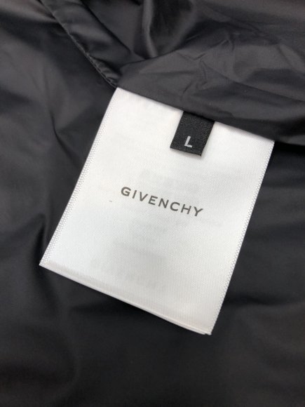Givenchy - Мужская куртка пуховик DZ_0512GI1