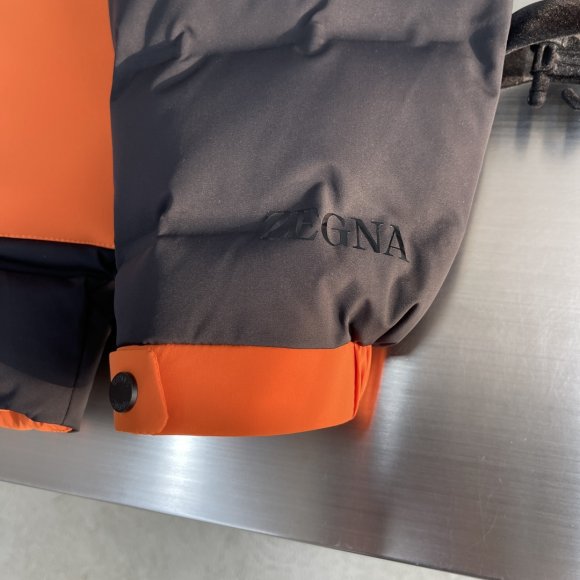 Ermenegildo Zegna - Мужская куртка пуховик DZ_2612EZ4 Ermenegildo Zegna - Мужская куртка пуховик DZ_2612EZ4