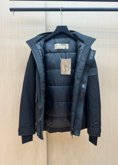 Burberry - Мужская куртка пуховик DZ_1109BU5 Burberry - Мужская куртка пуховик DZ_1109BU5