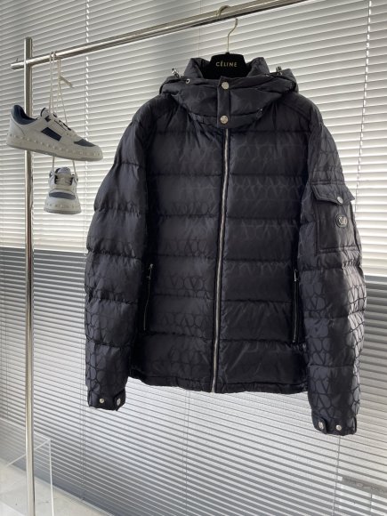 Valentino - Мужская куртка пуховик DZ_2612VA5 Valentino - Мужская куртка пуховик DZ_2612VA5