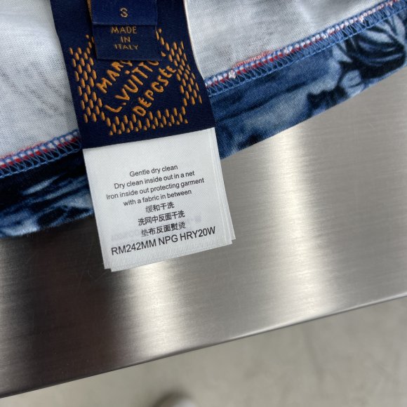 Louis Vuitton Surf - Мужская футболка майка TJ_2207LV7 Louis Vuitton Surf - Мужская футболка майка TJ_2207LV7