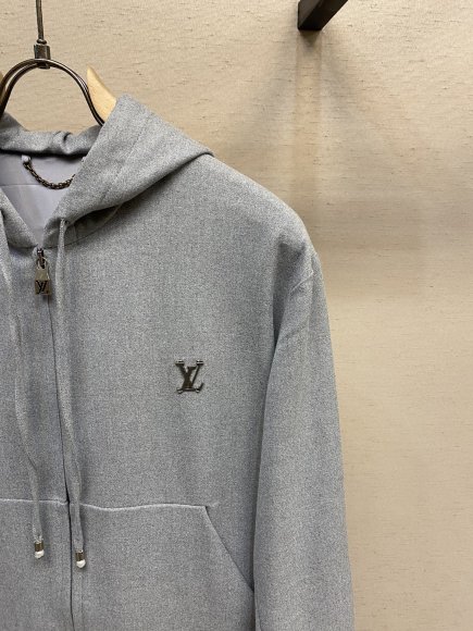 Louis Vuitton - Женская шерстяная кофта толстовка (костюм брюки) DZ_2111LV3