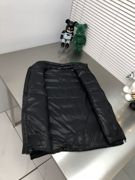 Arcteryx - Мужской жилет пуховик DZ_0512AR3