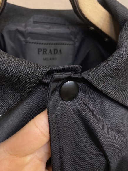 Prada - Мужская куртка ветровка DZ_1702PR6