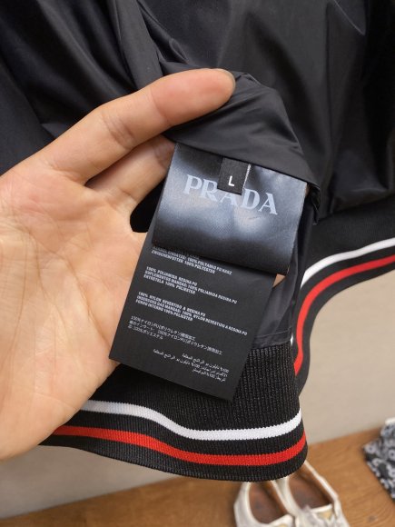 Prada - Мужская куртка ветровка DZ_1702PR6